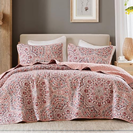 Comfort Spaces Valerie Boho Quilt Set Full/Queen Pink - Reversible Lightweight Bedding with Watercolor Medallion, Cozy All Season Quilt for Guest Room, Dorm, Teen or Adult Bed Comfort Spaces