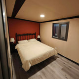 20ft 40ft Expandable Portable Folding Modular Tiny Home - 3 Bedroom Prefab Container House with Bathroom for Adults | Space-Saving Modern Living Solution Generic