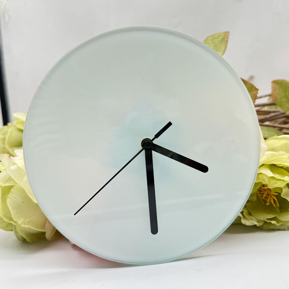 QOMOLANGMA 20pcs Sublimation Blanks with Clock 7.8 in Round Glass Photo Picture Frame Sublimation Blank Glass Photo Frame with Clock Glossy QOMOLANGMA