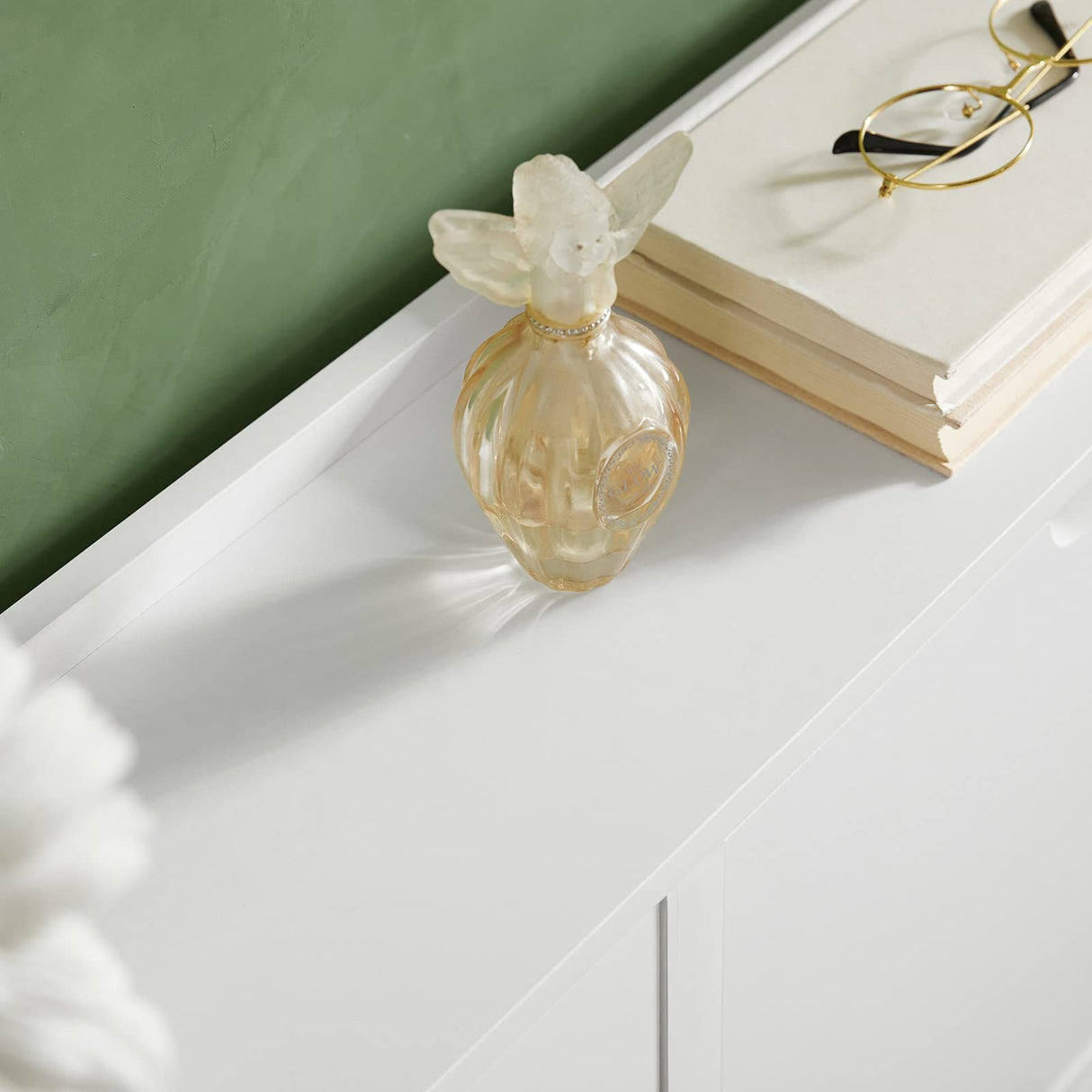 Haotian Shoe Cabinet with 4 Flip-Drawers, Narrow Shoe Rack, Slim Shoe Organiazer Entryway White, FSR100-W Haotian