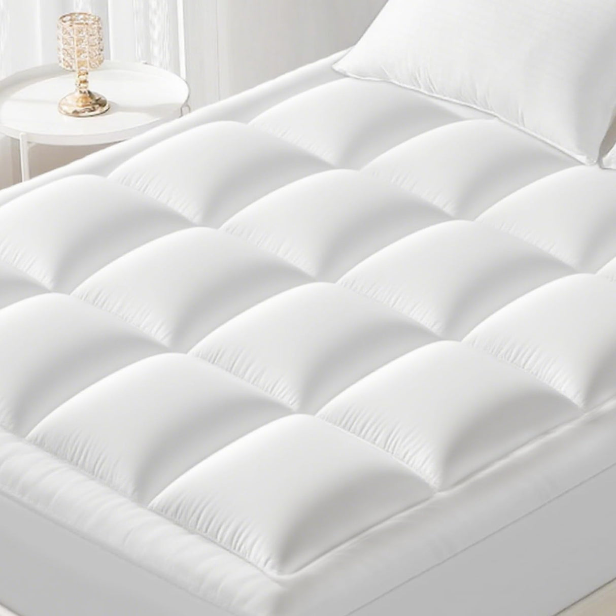 YUGYVOB Queen Mattress Topper -600GSM Extra Thick Cooling & Breathable Mattress Pad with Deep Pocket 8"-21" & Soft Down Alternative Filling, White YUGYVOB