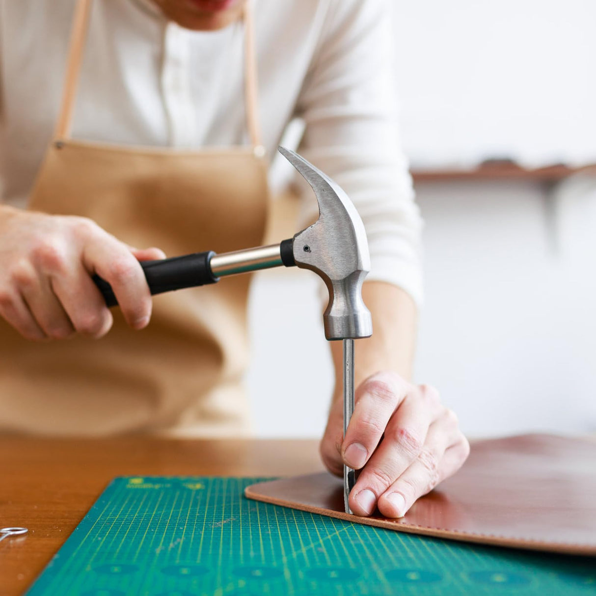 8 Size Oval Hole Punch for Leather 2mm-5mm, Boyistar Leather Craft Punch Tools Set Hollow Punching Oval Belt Hole Cutter Tool for Watch Band, Belt, Leather Crafting with Storage Box Boyistar