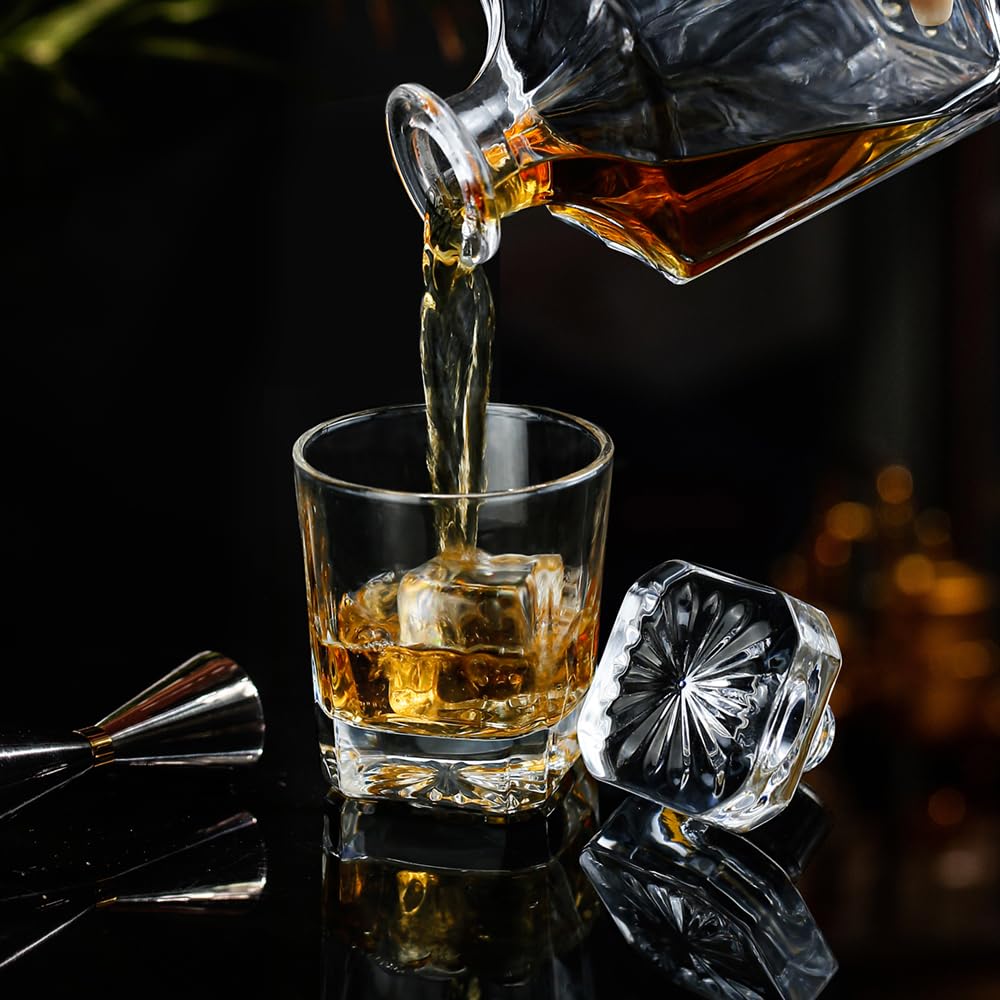 Square 25Oz Whiskey Liquor Decanter Set With 2 Glasses in Box,Decanter Set for Scotch Liquor,Whiskey Wine Decanter Suit for Men and Women Father Coworkers Lovers QUEEN&STONE LEAD FREE