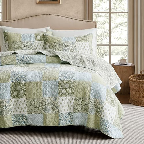 WDCOZY 100% Cotton Reversible Patchwork Quilt Queen Size, Lightweight Farmhouse Vintage Shabby Chic Bedding Set with 2 Pillow Shams, Green Floral Printed Pattern Bedspread Coverlet for All Seasons WDCOZY