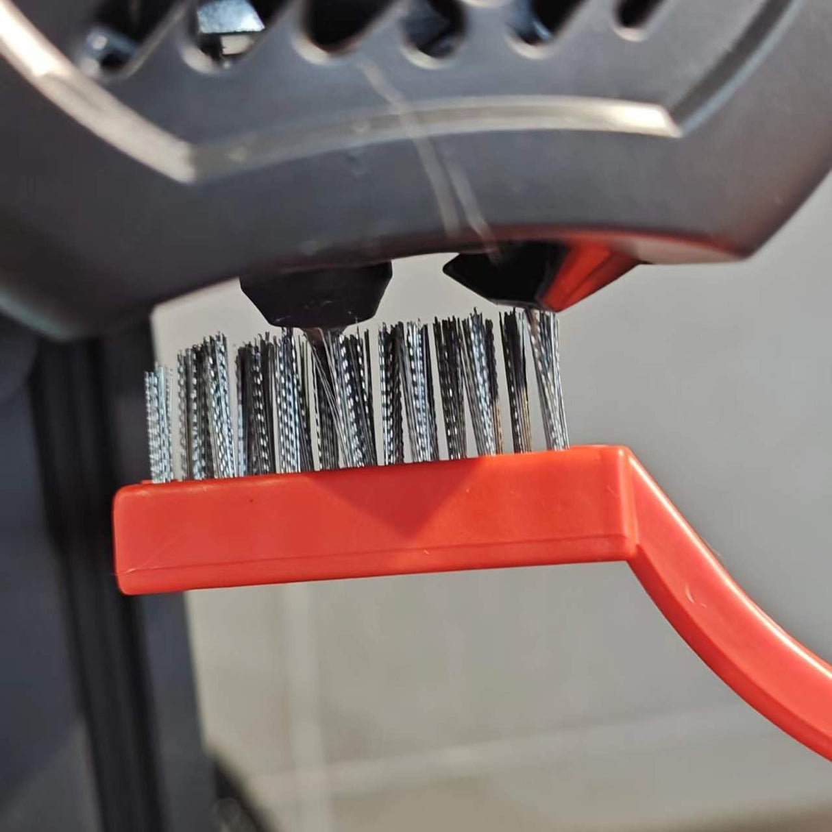 TIOPY 42Pcs 3D Printer Nozzle Cleaning Tool Kit, 0.15/0.20/0.25/0.30/0.35/0.4/0.5/0.6/0.8 mm Nozzle Cleaner Needles,3D Printer Extruder Hotend Cleaning Brush With Tool Bag, for Bambu Lab, Ender3/Kobra TIOPY