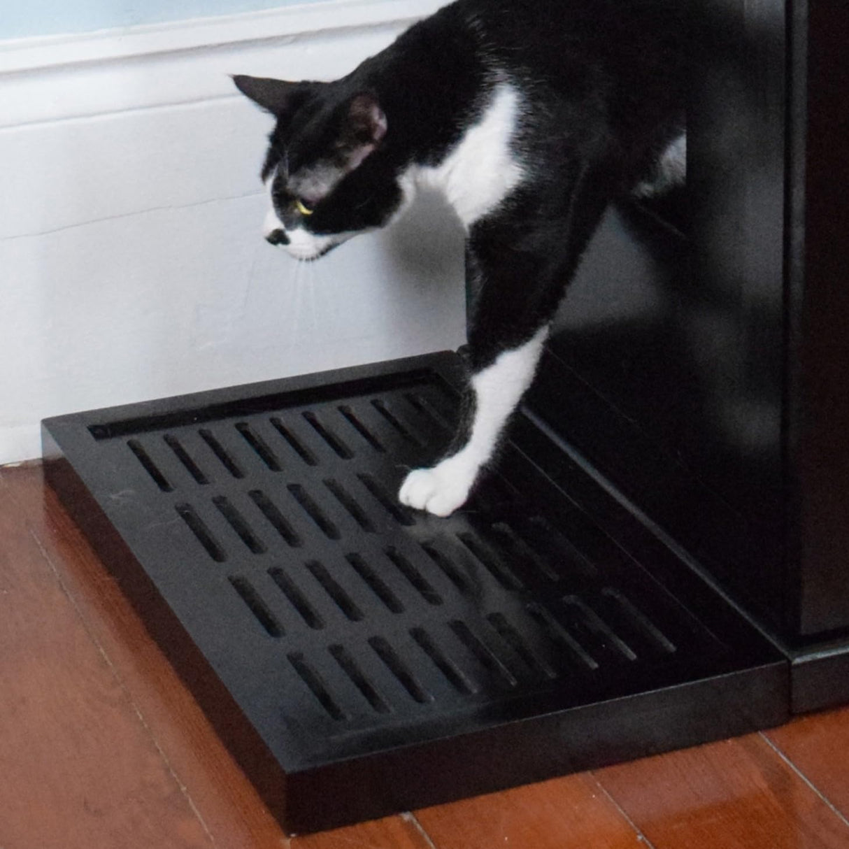THE REFINED FELINE Litter Catch for The Refined Litter Box Enclosure Cabinet, Solid Wood with Slots to Catch Stray Litter As Cats Exit The Litter Box, Trap Door for Easy Emptying, Black Espresso THE REFINED FELINE