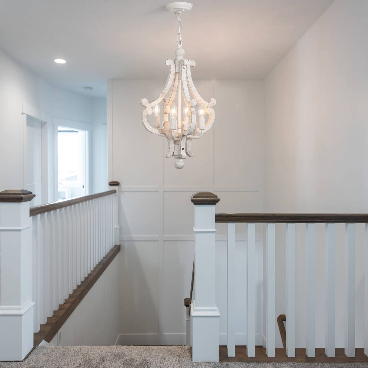 ALISADABOY Farmhouse Rustic Wood Light Fixture Distressed White Dining Room Pendant Chandelier French Country 4 Light Candle Hanging Lamp for Kitchen Island Living Room Bedroom Entryway Foyer ALISADABOY