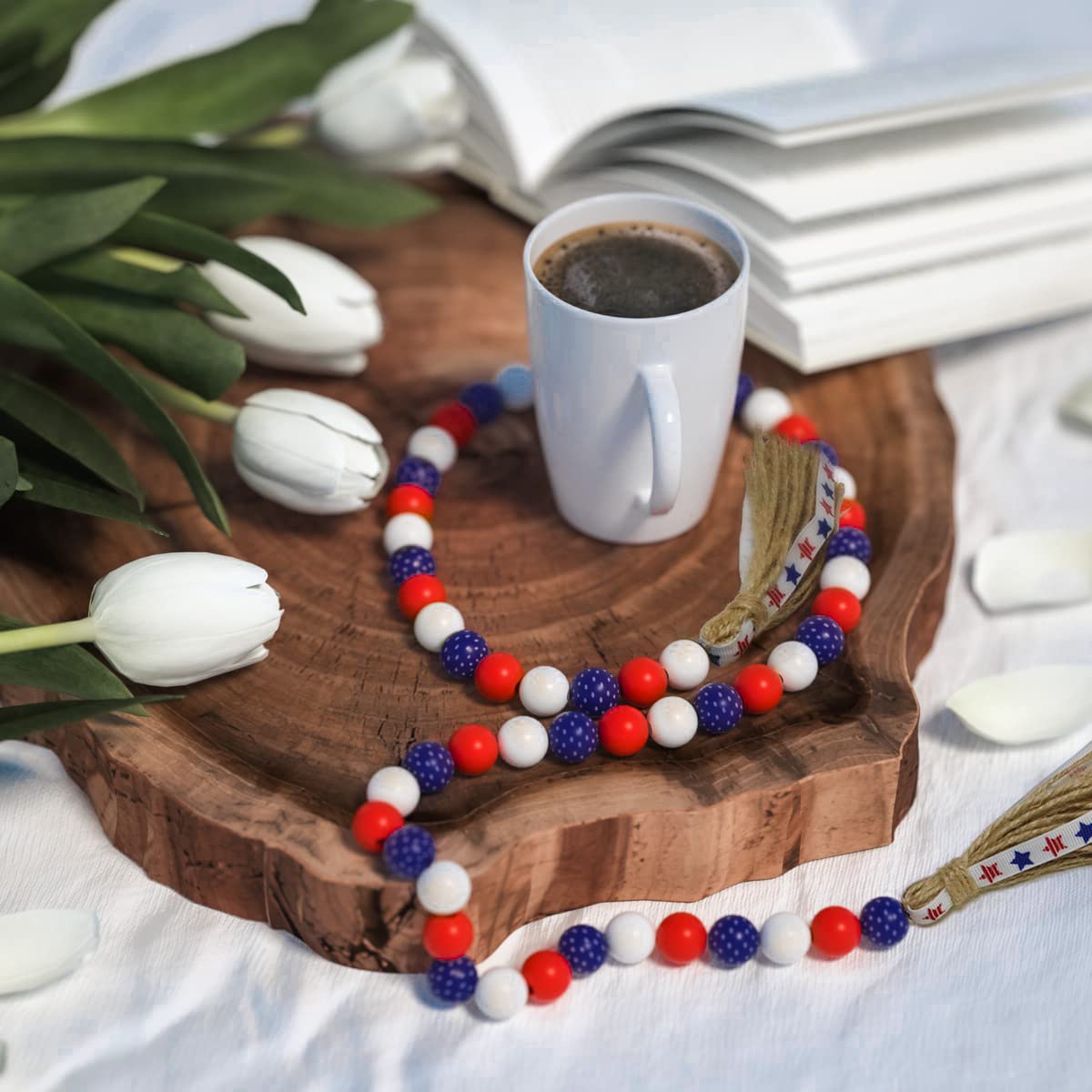 Patriotic Wood Bead Garland,YuanDe 2pcs 4th of July American Wooden Beads String Jute Rope Tassel,Farmhouse Rustic Hanging Bead Garland for Memorial Independence Day Vase Tiered Tray Wall Decor Gift YuanDe