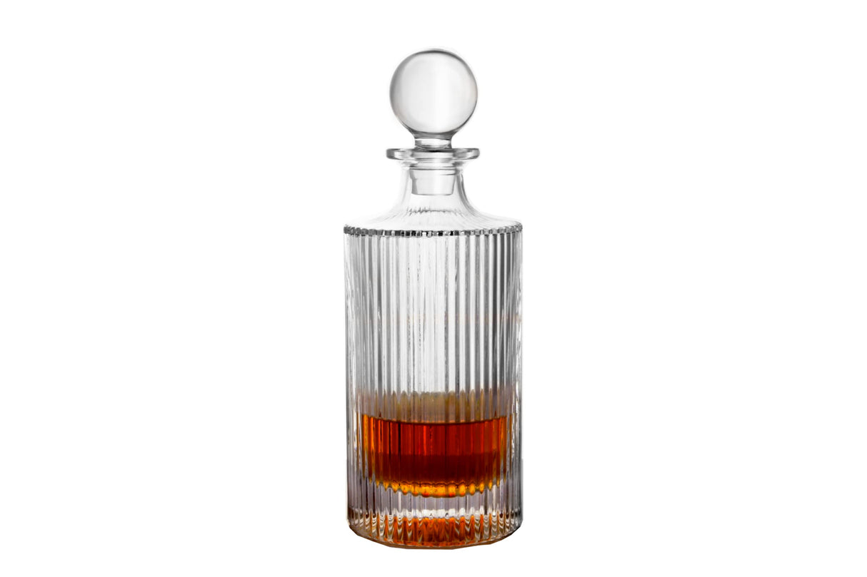 Whiskey Decanter and Glass Stopper 27 oz Square Decanter for Whiskey, Bourbon, Brandy, Liquor, and Rum QUEEN&STONE LEAD FREE
