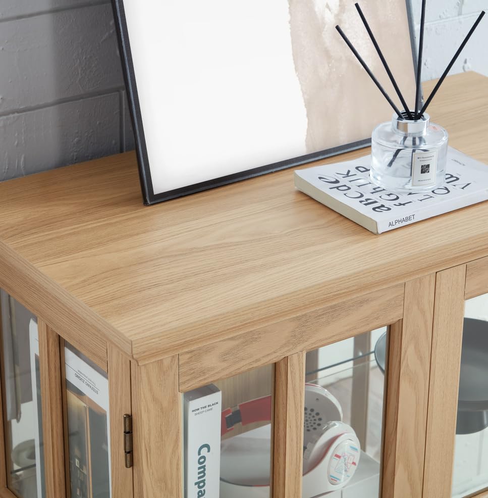 LED Curio Display Cabinet, Antique Display Cabinet with Adjustable Shelves, Retro Design Quality Showcase with Lattice Doors, Elegant Bookcase and Storage Cabinet for Home Decor (Oak) Maxtude