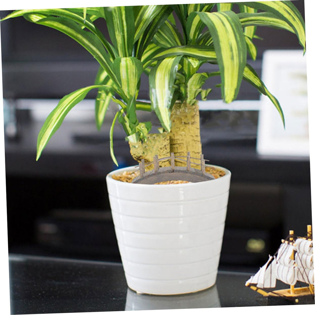 FOYTOKI 2Pcs Wood Decor Miniature Wooden Bridge Model Mini Mini Garden Wooden Bridge Pillar Outdoor Garden Decor Wooden Arch Bridge Ornaments Model Arch Bridge Miniature Household Large FOYTOKI