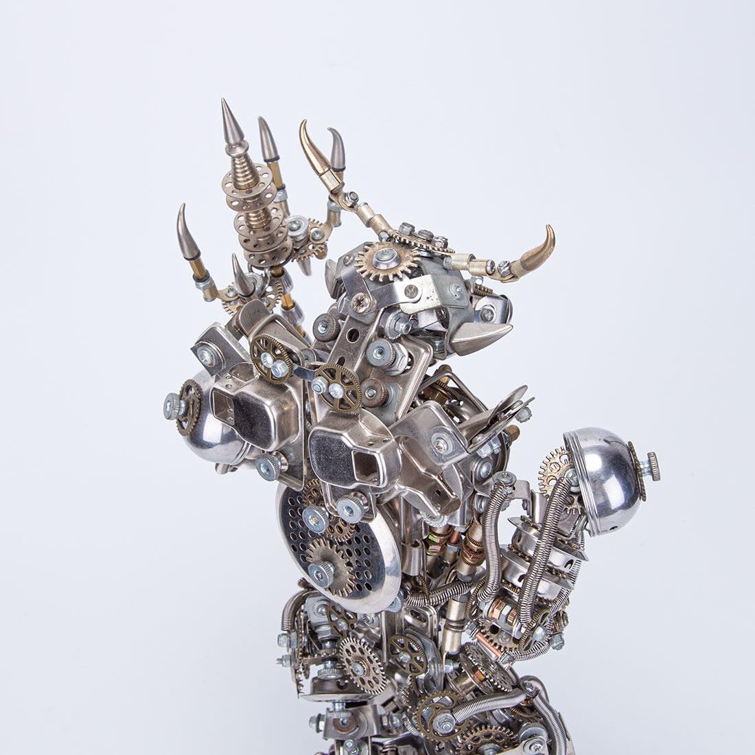 LOCHE 3D Metal Puzzle Model Kits, 3D Metal Steampunk Mechanical Bull-Headed Man 3D Jigsaw Puzzle, 2500+ Pieces 3D Laser Puzzle DIY Assembly 3D Metal Model for Adults LOCHE