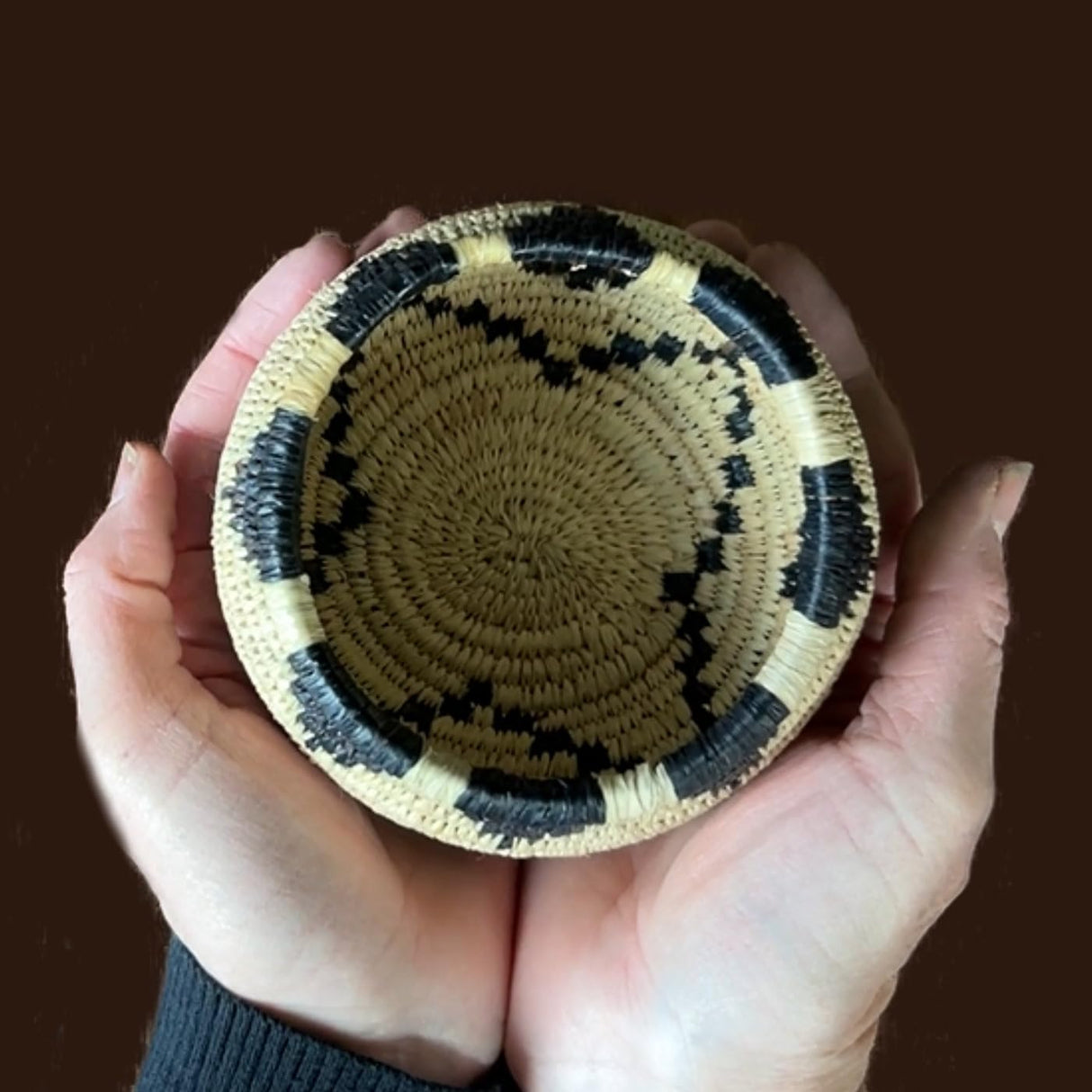 Traditional Craft Kits Coiled Basket Weaving Kit (Three-Rod, Expanded Version) - Weave Kit for Kids and Adults Complete with Basket Weaving Supplies and Instructional Booklets Traditional Craft Kits