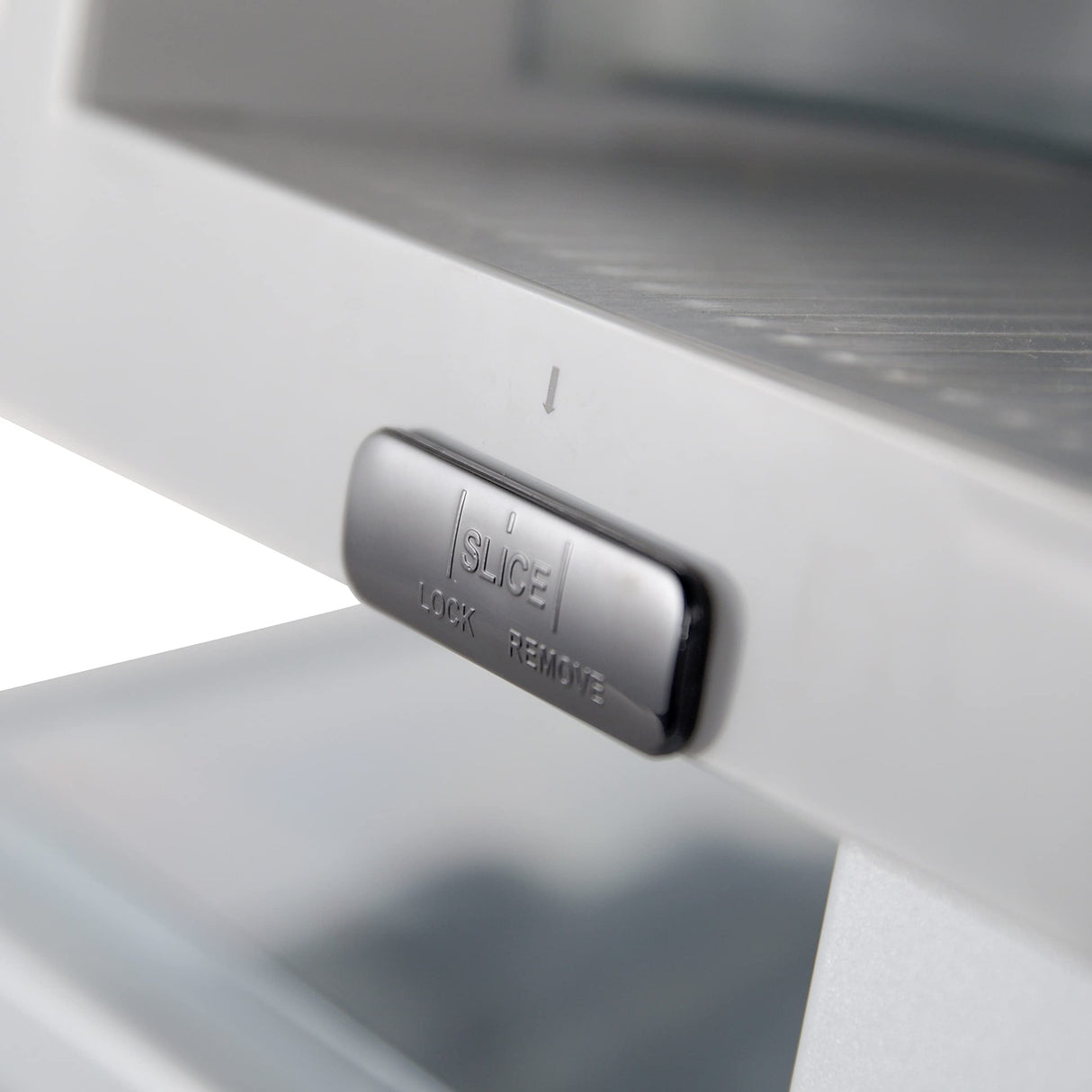 Chef’sChoice 615A Electric Meat Slicer For Home Use With Precision Thickness Control, Tilted Food Carriage and 7-Inch Removable Blade, 100 W, Silver Chef'sChoice