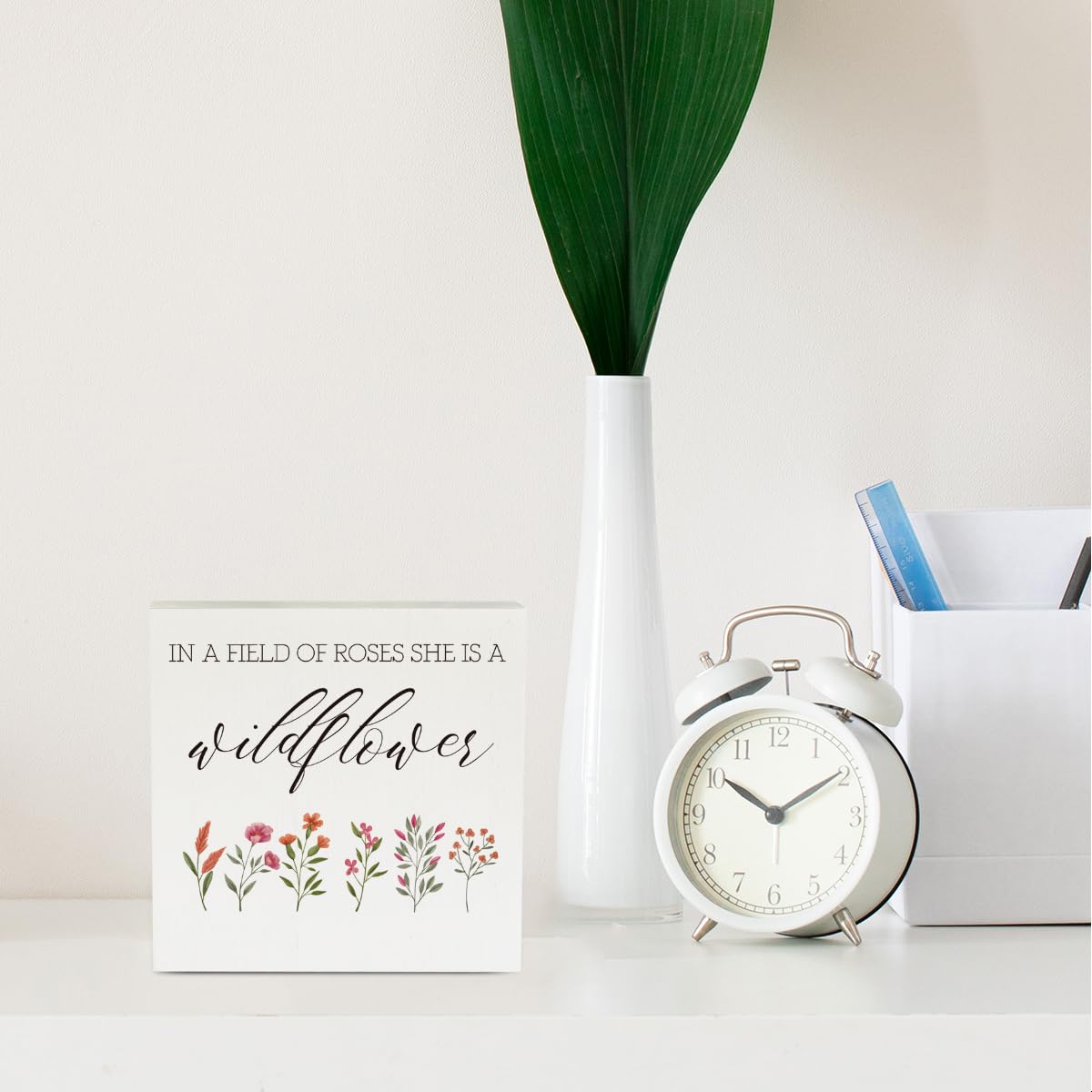 Inspirational Quote Country Floral Nursery Decor Wood Box Sign 5 x 5 Inches Rustic Box Sign Wooden Square Sign Decor Spring Summer Desk Decor Wood Sign for Home Farmhouse Office Girl Room Garden IYEZH