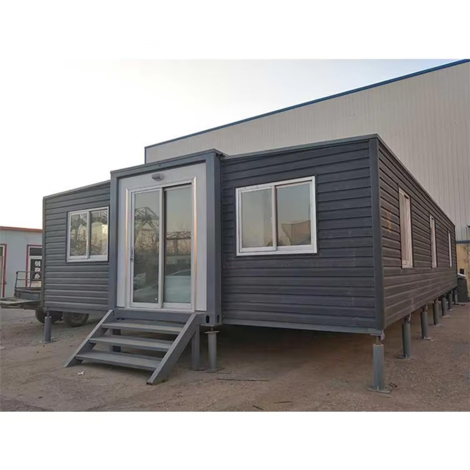 Movable Expandable Shipping Container Frame House 20 Ft and 40 Ft 2 Bedroom Expandable Container Tiny House - WoodArtSupply