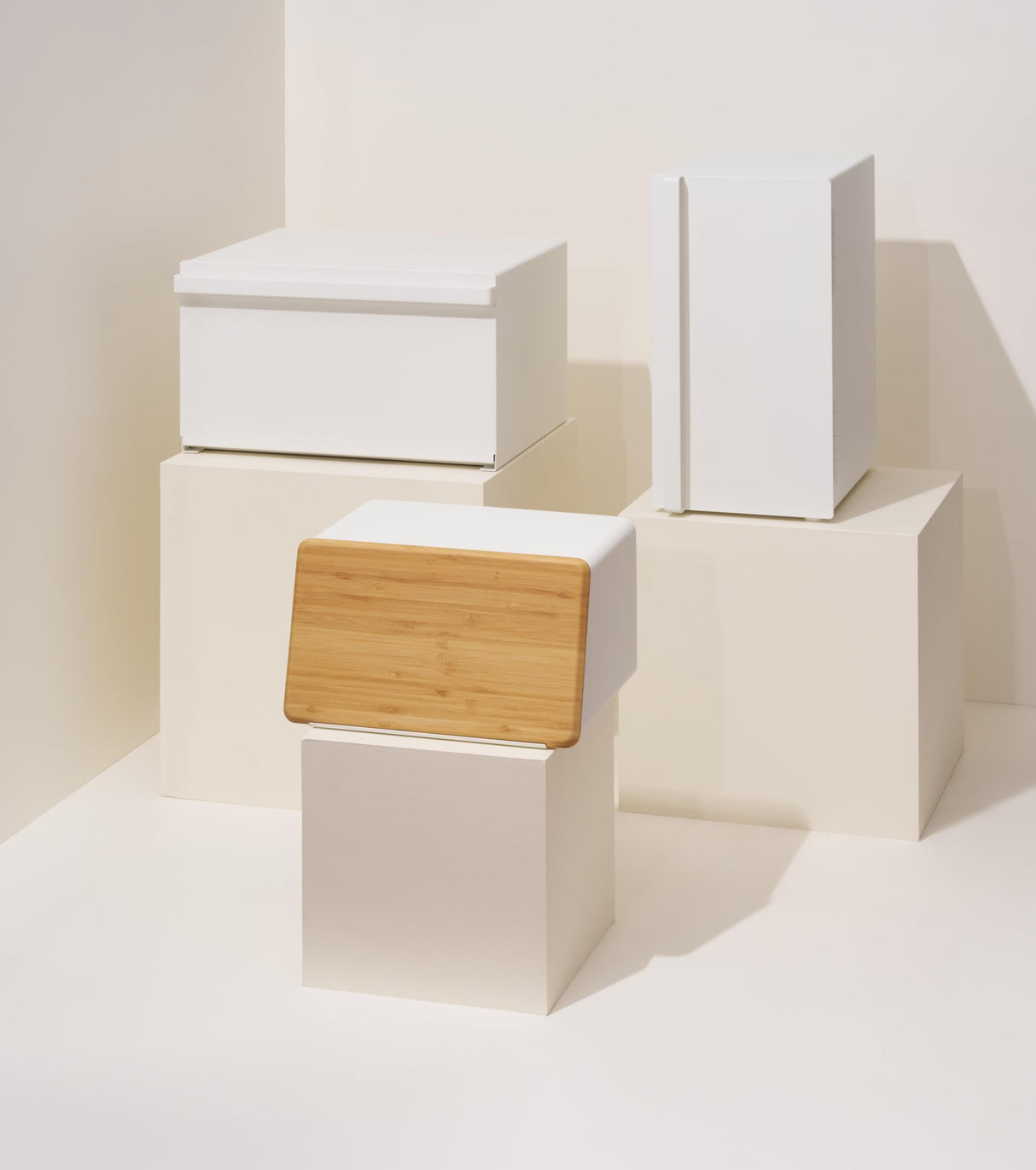 Yamazaki Home Metal Bread Box With Removable Bamboo Wooden Cutting Board Lid, Kitchen Storage Box YAMAZAKI