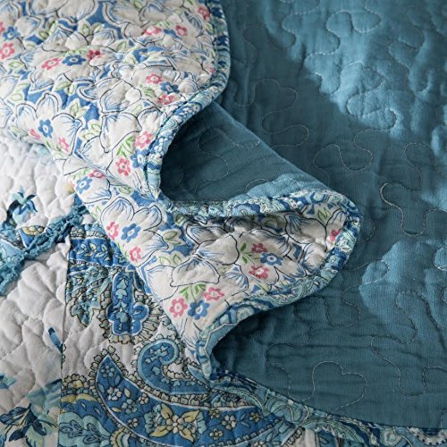 Tache Blue Patchwork Quilt Set - Petal Dance - Cotton Floral Bedspread Set - 2 Pieces - Twin Tache Home Fashion