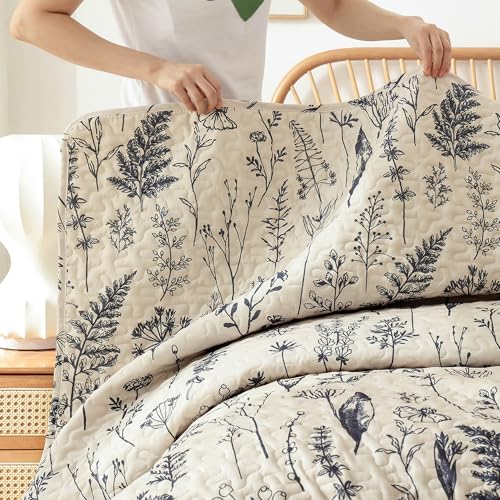 JANZAA Twin Quilt Beige Quilt Bed Spread Boho Quilt with Floral Pattern Microfiber Quilts Set 2 Pieces Lightweight Comforter Reversible Bedding Set,1Quilt 66x90 inches,1 Pillowcase JANZAA