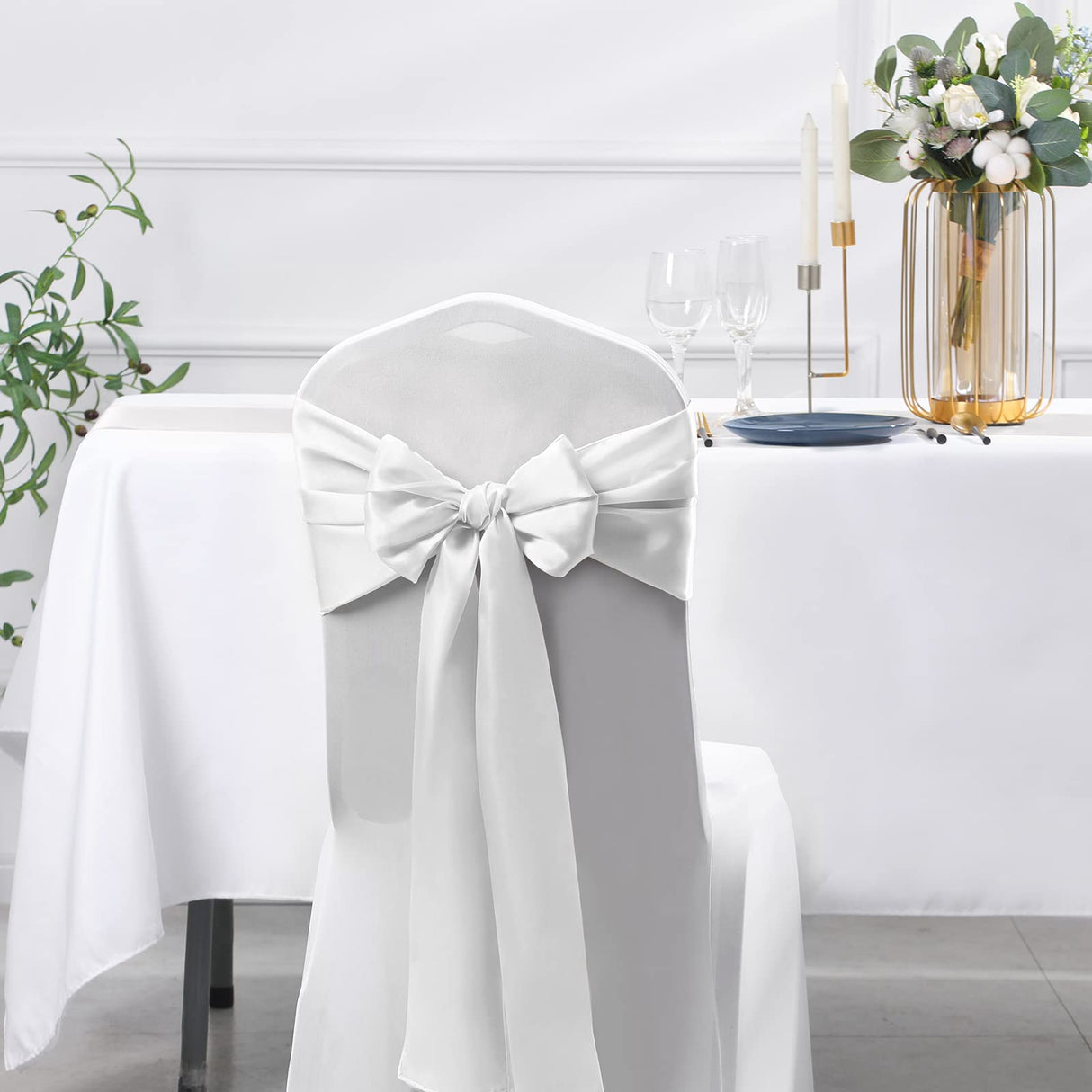 SiinvdaBZX 4 Pcs White Satin Table Runner 12 x 108 inches Long, Bright Smooth Satin Wedding Table Runner Decorations for Birthday Parties, Buffet, Banquets, Graduations, Engagements SiinvdaBZX