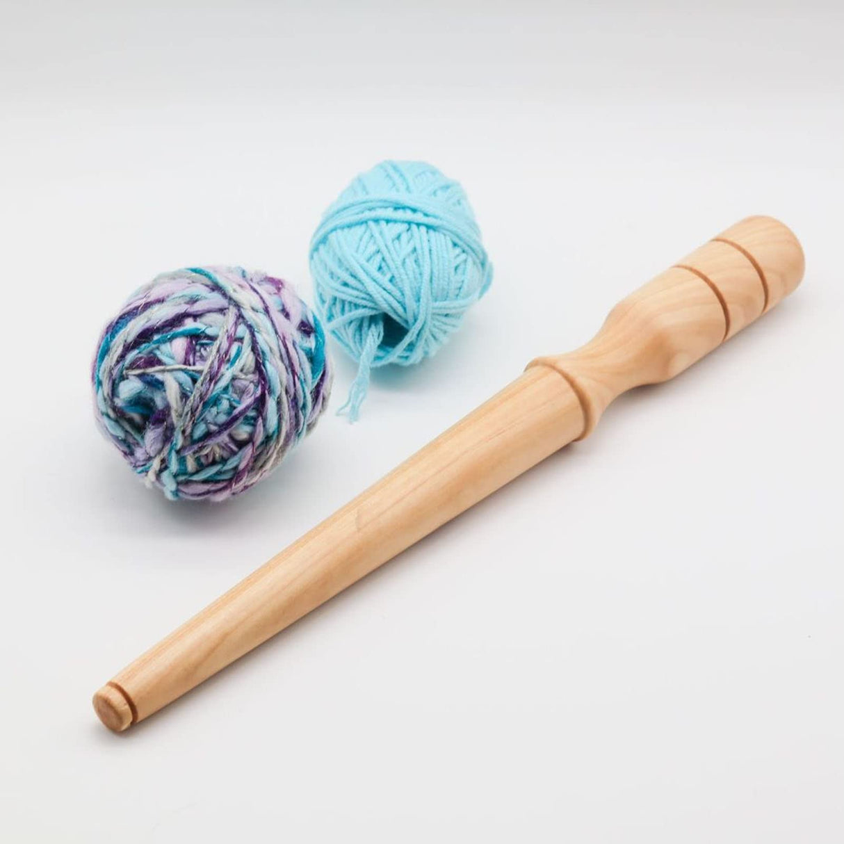 Tgoon Weaving Ball Winder , Premium Beech Light Weight Center Pull Ball Yarn Winder for Yarn , Wood Yarn Holder Yarn Ball Winder Knitting Crochet Accessories Tgoon