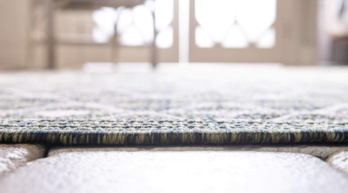 Unique Loom Outdoor Trellis Collection Area Rug - Tribal Trellis (5' 1" x 8' Rectangle, Green/ Natural) Unique Loom