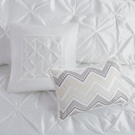 7 Piece Tufted Comforter Set White HouseOfZazla