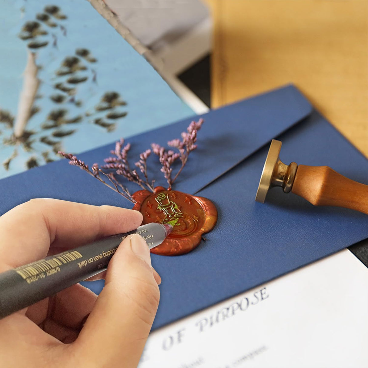 MONVICT 732 Pcs Wax Seal Stamp Kit with Pink Gift Box, Electric Wax Seal Warmer, Sealing Beads, Stamp, Spoon, Pens, Envelopes, Tweezers Gift for Kids Girls Crafter DIY MONVICT