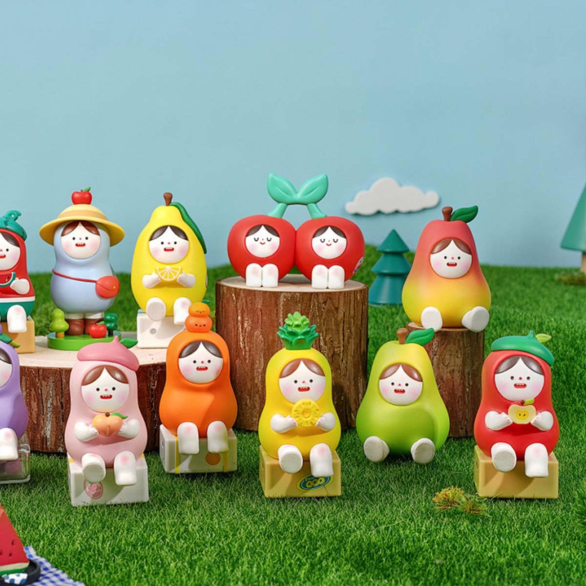 KISEER 6 Pack Fairy Garden Grass 6 x 6 Inches Miniature Artificial Craft Grass for Dollhouse Ornament DIY Decoration KISEER