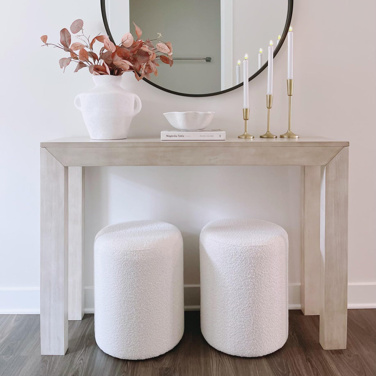 Get Set Style Modern Round Ottoman with Soft Padded Seat, Multifunctional Vanity Chairs for Makeup, Upholstered Footrest Stool Ottoman Foot Stool for Living Room, Bedroom, boucle, White Get Set Style