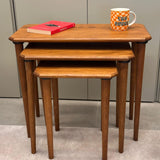 TRIHOME Solid Wood Nesting Tables Set of 3, Rectangular Mid-Century Modern Coffee Tables for Living Room, Premium Beech Wood, Natural Finish, Pebble Design with Tapered Legs, Versatile Use, Walnut TRIHOME