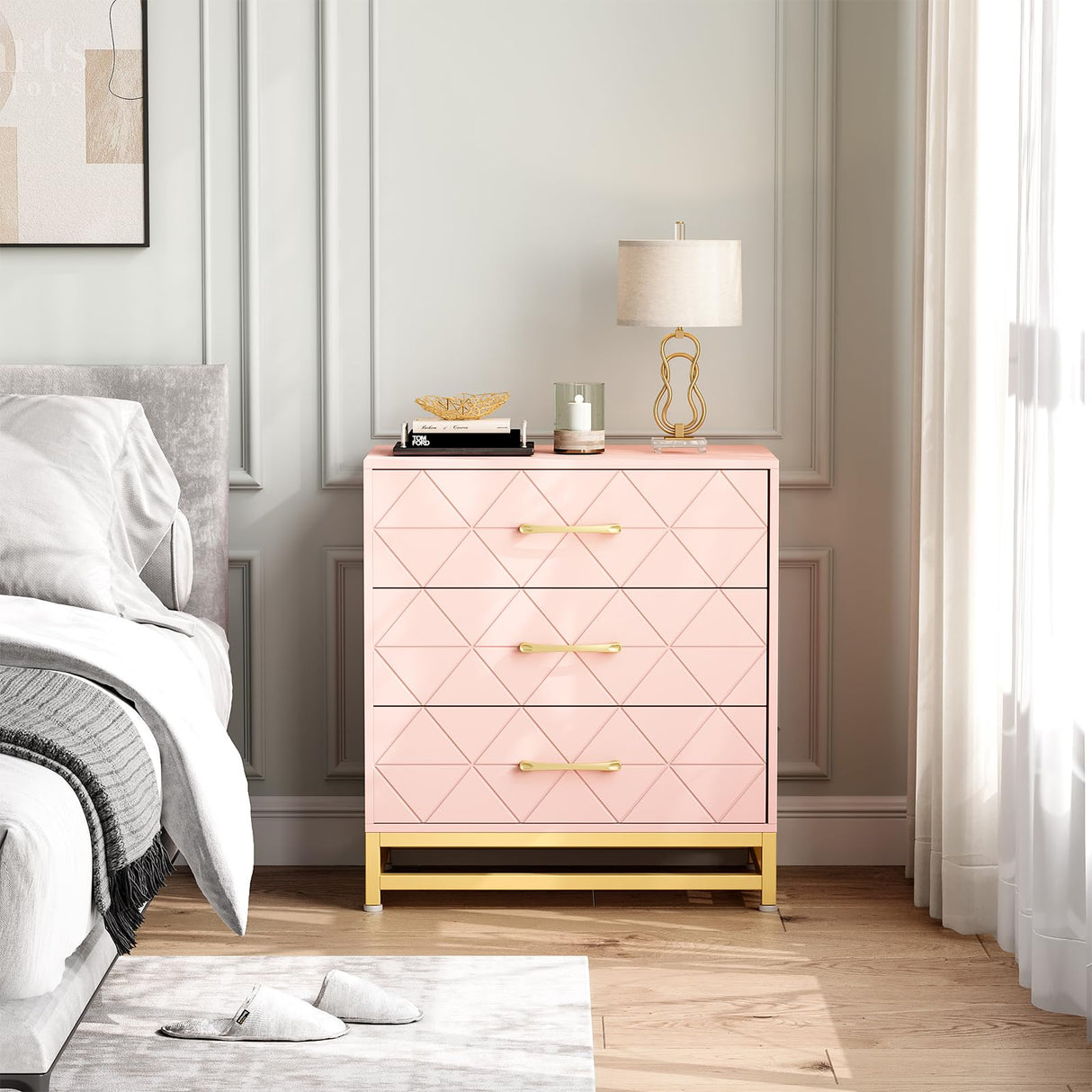 GAOMON Dresser for Bedroom with 3 Drawer, Modern Dressers Chest of Drawers, with Wide Drawers and Metal Handles, Wood Dressers, Pink GAOMON