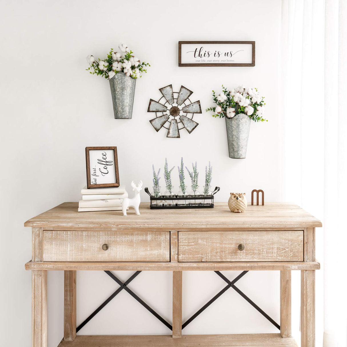 Mkono 11.5" Small Farmhouse Windmill Wall Decor Rustic Iron Wall Hanging Decoration Metal Wall Art Ornament for Bedroom Nursery Living Room Dorm Home Mkono