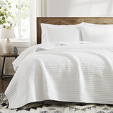 WRENSONGE White Quilt Set Queen Size-3 Pieces Lightweight Bedspreads Summer Coverlet for All Season, Soft Quilt Bedding Set with 2 Pillow Shams Suitable for Bed & Couch WRENSONGE