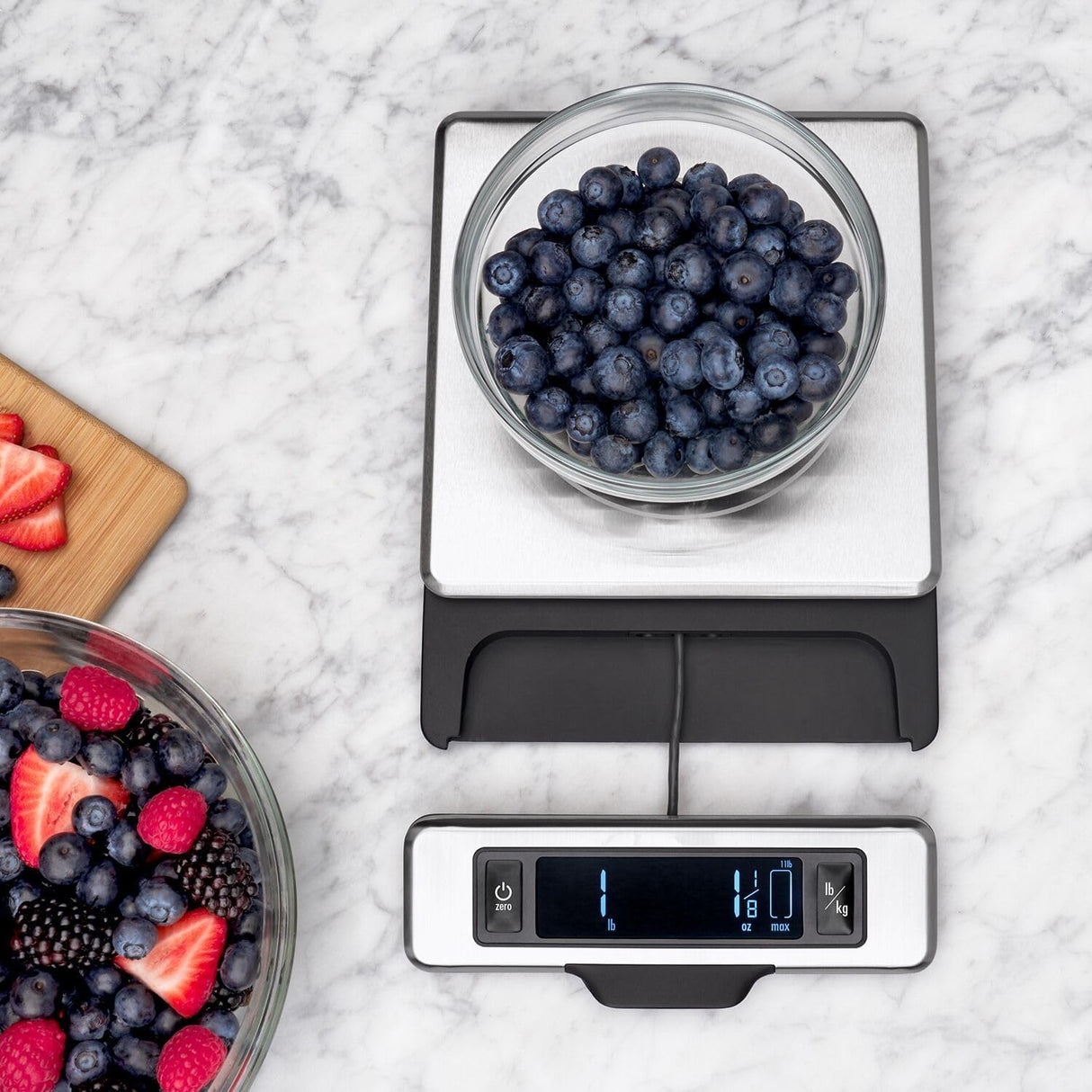 OXO Good Grips Stainless Steel Food Scale with Pull-Out Display, 11-Pound NEWER VERSION AVAILABLE OXO