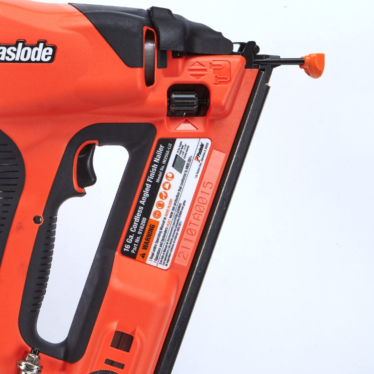 Paslode - Cordless Finish Nailer, 916200, 16 Gauge Angled, Battery and Fuel Cell Powered, No Compressor Needed Paslode