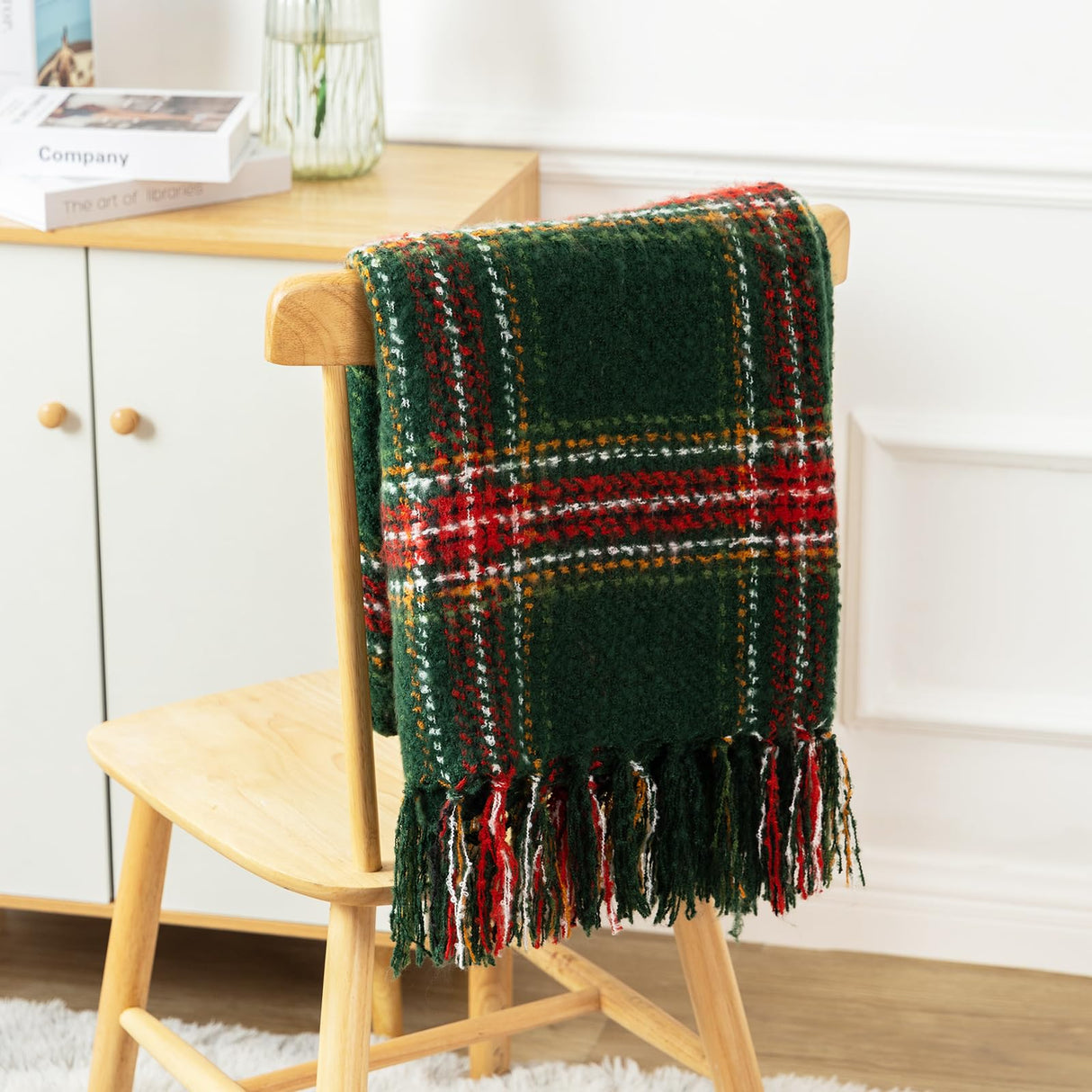 Quinnsus Christmas Throw Blanket | Soft Lightweight Green Plaid Christmas Throw Blankets | Faux Cashmere Checkered Blanket with Tassels for Christmas Home Decoration (50"x60") Quinnsus
