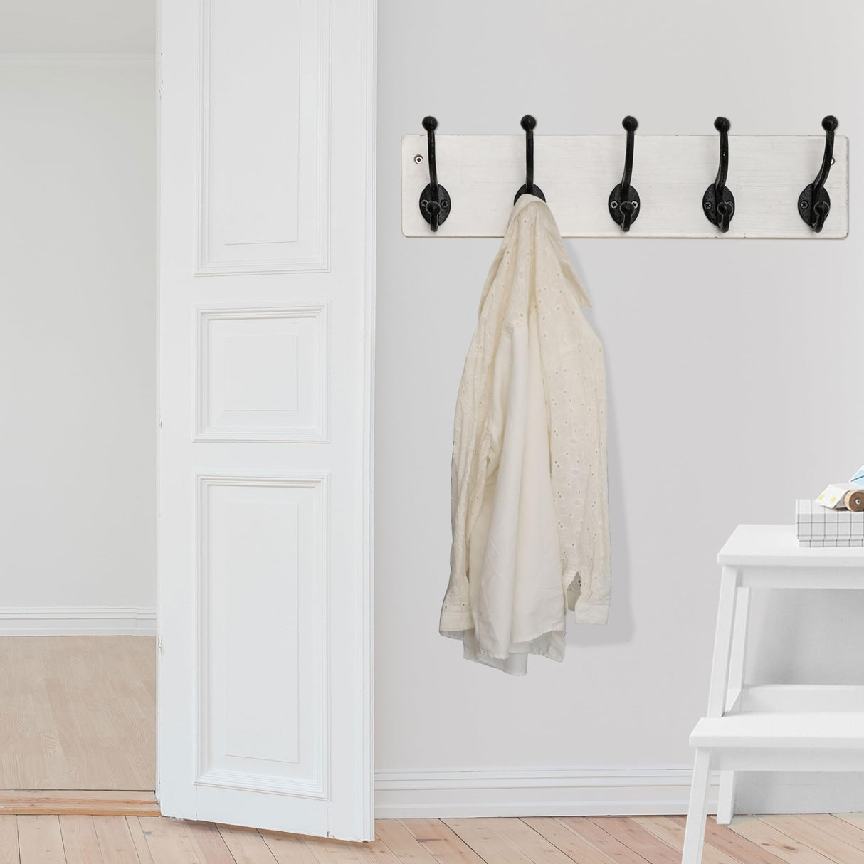 WEBI Rustic Coat Rack Wall Mount,5 Cast Iron Coat Hooks Wall Mounted,Heavy Duty Wall Coat Hanger,Vintage Hooks for Hanging Coats,Clothes,Black on White WEBI