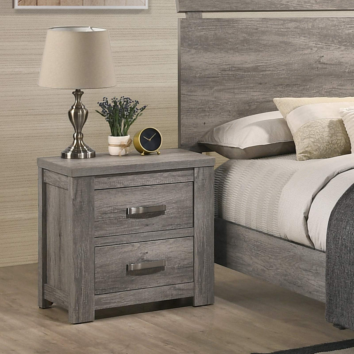 Roundhill Furniture Floren Contemporary Weathered Gray Wood Bedroom Set, Queen Panel Bed, Dresser, Mirror, Two Nightstands, Chest Roundhill Furniture