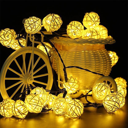 EONLYX Solar Rattan Ball String Lights, 30LED 20ft Rattan Ball Fairy Lights Waterproof Rattan Ball Garden Lights for Landscape Patio Christmas Party Wedding Decoration (Warm White)