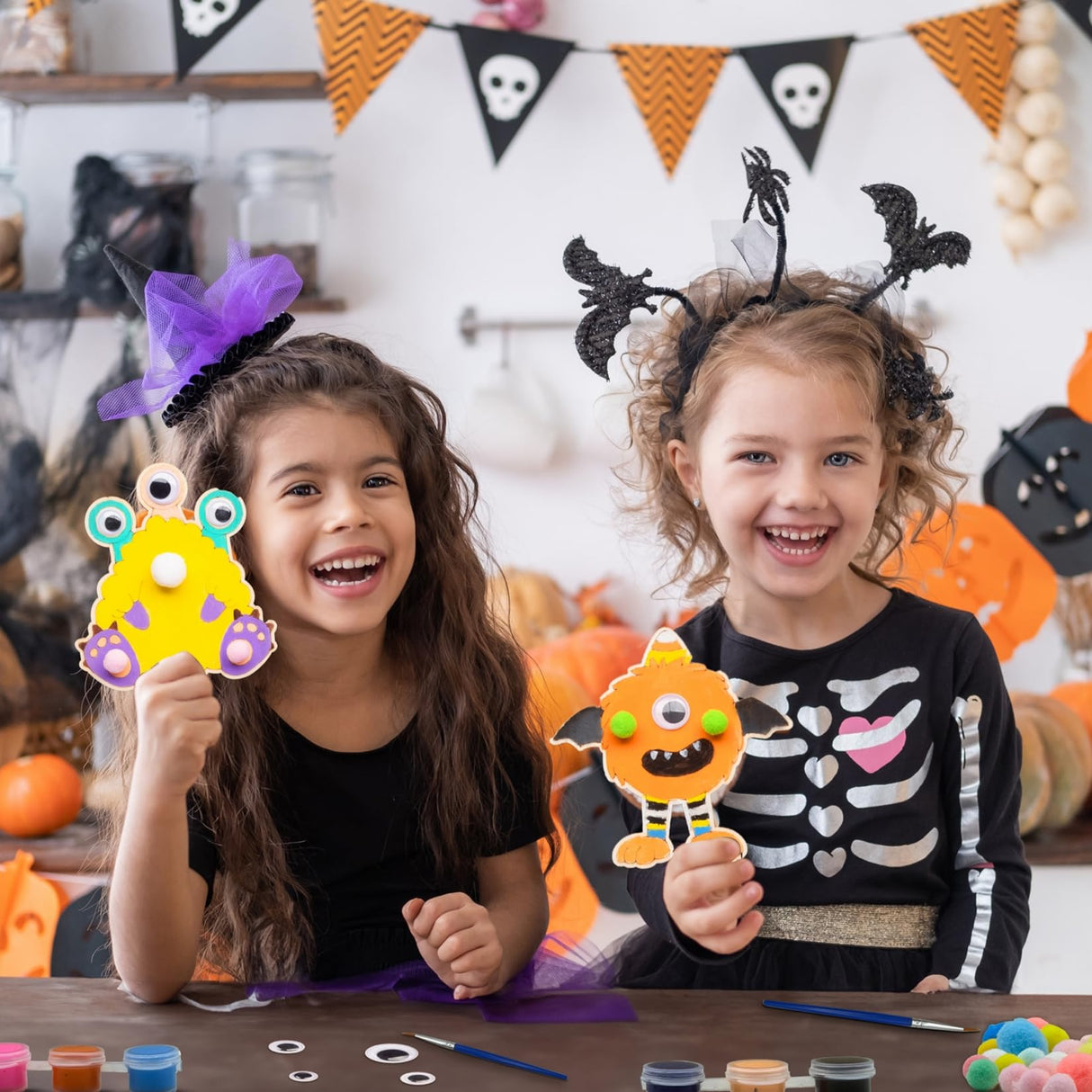 VENUSFIT Halloween Crafts for Kids – 12 PCS DIY Monster Wooden Magnet Painting Kit with Googly Eyes – Halloween Party Favors for Ages 4-8, Non Candy Trick or Treat Gifts & Classroom Treats Bulk VENUSFIT
