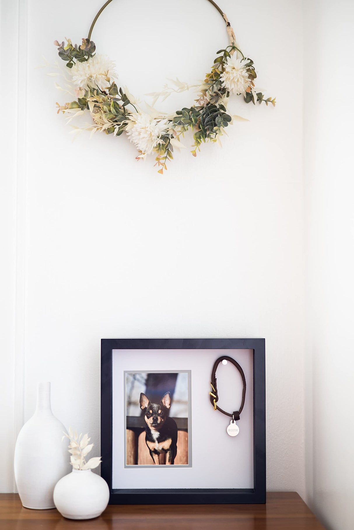 Pearhead Pet Collar Keepsake Picture Frame, Memorial Shadow Box, Wall Mountable Display, Bereavement Photo Frame for Dogs and Cats, Pet Loss Remembrance Gift, 4.5x6.5 Photo Insert, Black Pearhead