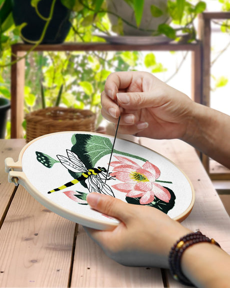 TINDTOP 5 Sets Embroidery Kit for Beginners Adult, Embroidery Kit for Beginners Include Embroidery Cloth Hoops Threads for Craft Lover Hand Stitch with Embroidery Skill Techniques TINDTOP