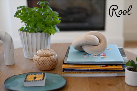 Rool Coffee Table Decor Book Shelf Decor Accents Home Decor Console Table Decor Items Living Room Wood Knot Decor Chain Link Decor Beige Rool
