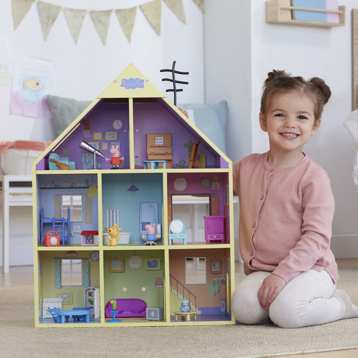 Peppa Pig Wooden Deluxe Playhouse, 8 Rooms, Includes 2 Fun Figures and 29 Accessories, Made of Responsibly Sourced Wood, for Ages 3 and Up (Amazon Exclusive) Peppa Pig