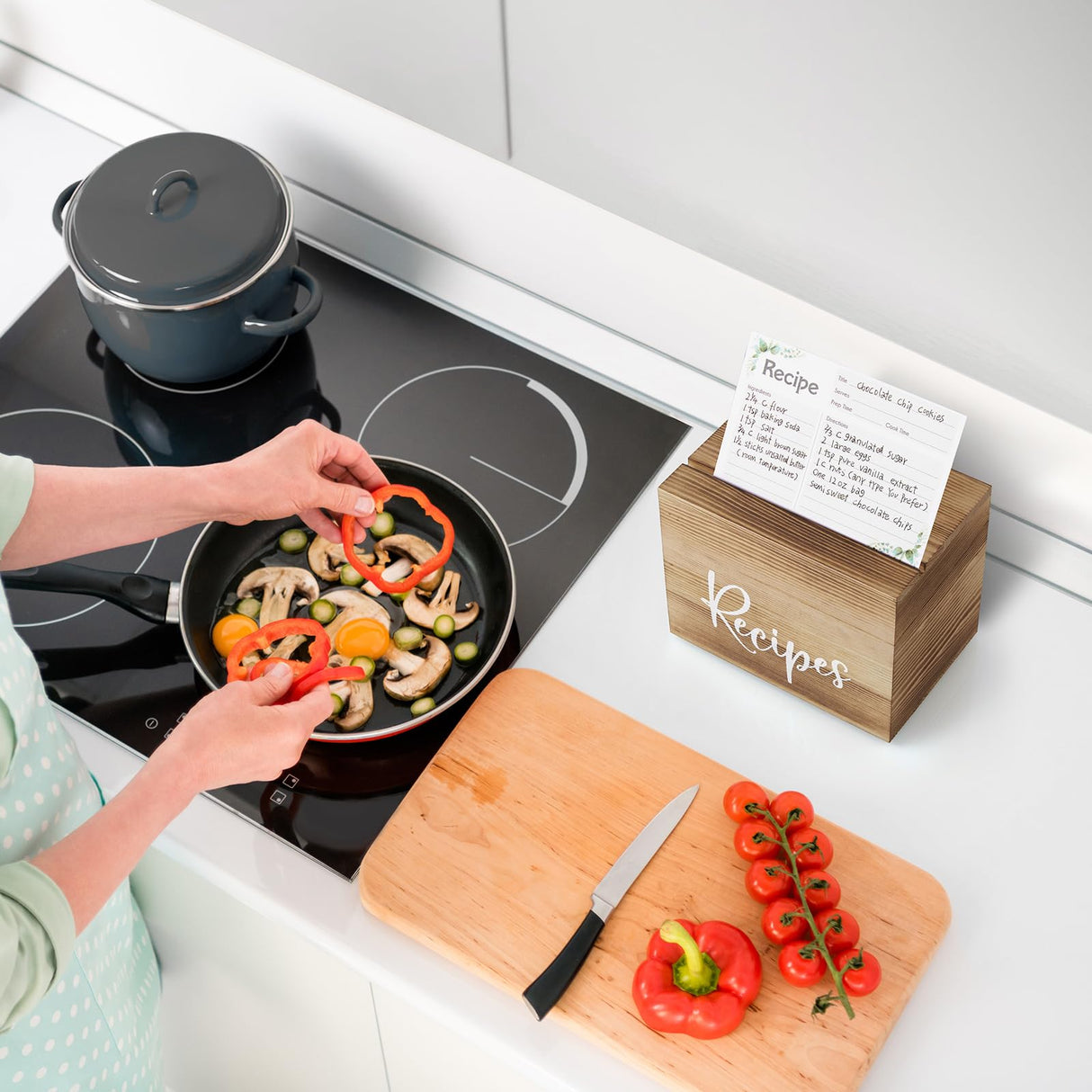 DRASTAR Recipe Card Box, Recipe Holder 4x6, Recipe Organizer with 50 Cards and 6 Dividers, Index Card Box, Wooden Box for Kitchen Countertop, Brown DRASTAR