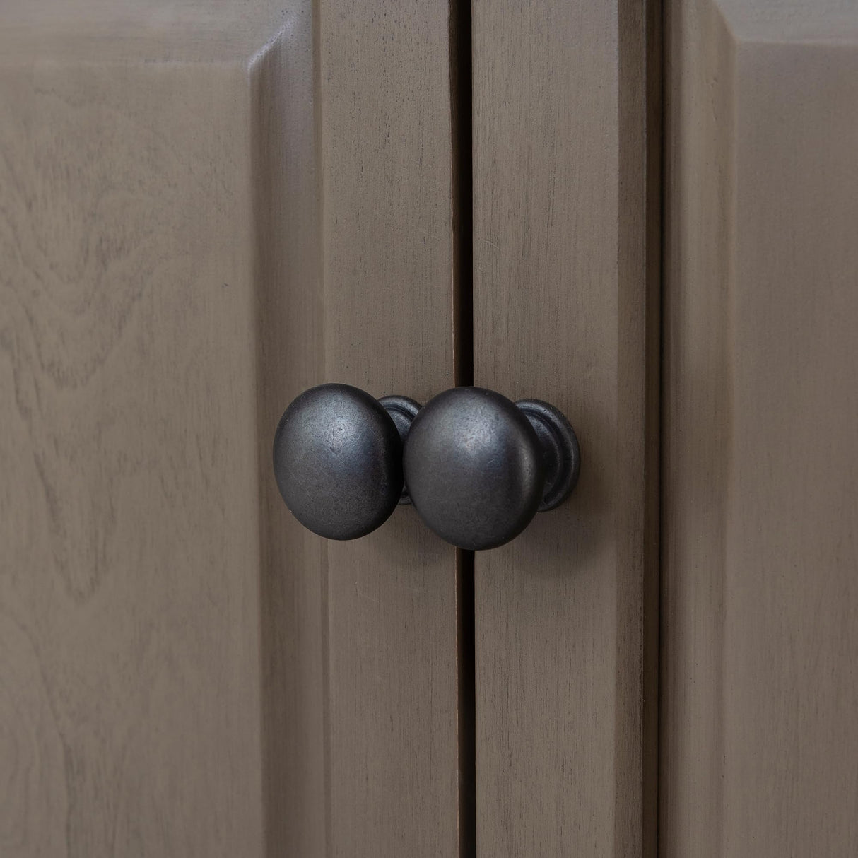 LUMISOL Retro Cabinet with 4 Doors and 3 Drawers, 60” Storage Sideboard with Black Round Handles, Wood Buffet Cabinet, Console Table for Living Room Kitchen Entryway Hallway LUMISOL