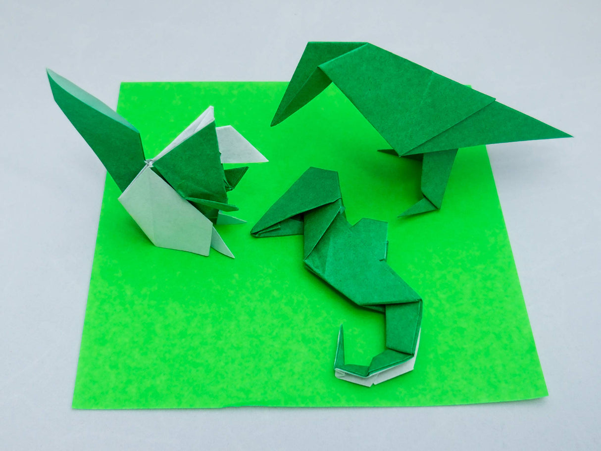 [Taro's Origami Studio] Standard 6 Inch One Sided 20 Colors 300 Sheets Square Easy Fold Premium Japanese Paper for Beginner (Gold and Silver Included) Made in Japan Taro's Origami Studio