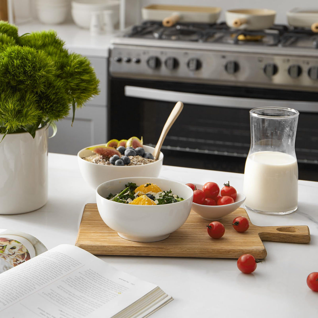 DOWAN 22 OZ White Ceramic Bowls Set of 4 - Perfect for Soup Bowls for Kitchen, Cereal Bowl, Ramen Bowl,Oatmeal Bowl, Fruit Bowl,Salad Bowl, Rice Bowl - Dishwasher & Microwave Safe DOWAN