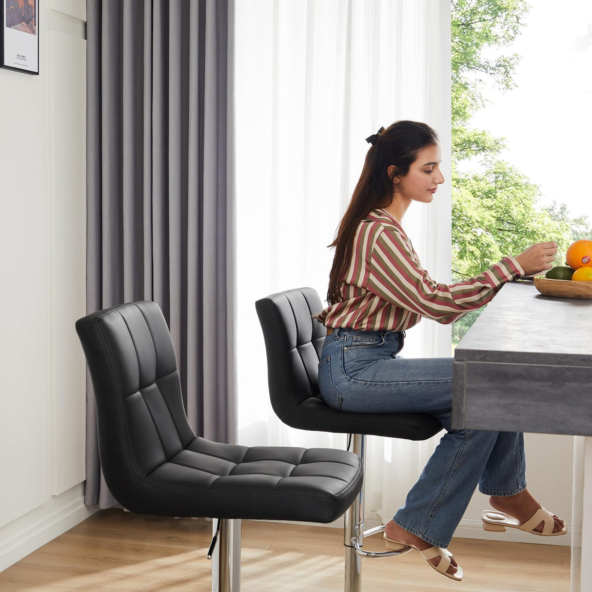 Sweetcrispy Bar Stools Set of 4, PU Leather Adjustable Swivel Barstools, Armless Hydraulic Kitchen Counter Height Bar Stools, Thickened Seat Cushion Square Island Barstools with Back, Black Sweetcrispy